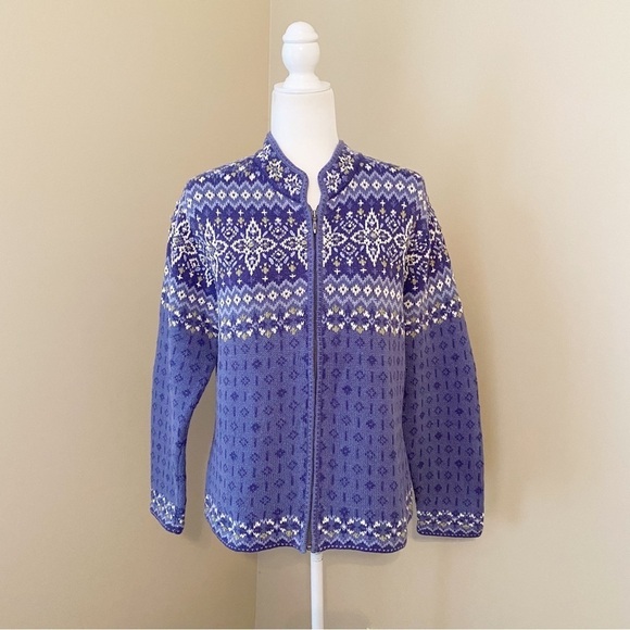 Nomadic Traders Zip Front Blue and White Cardigan -Large - Picture 11 of 11